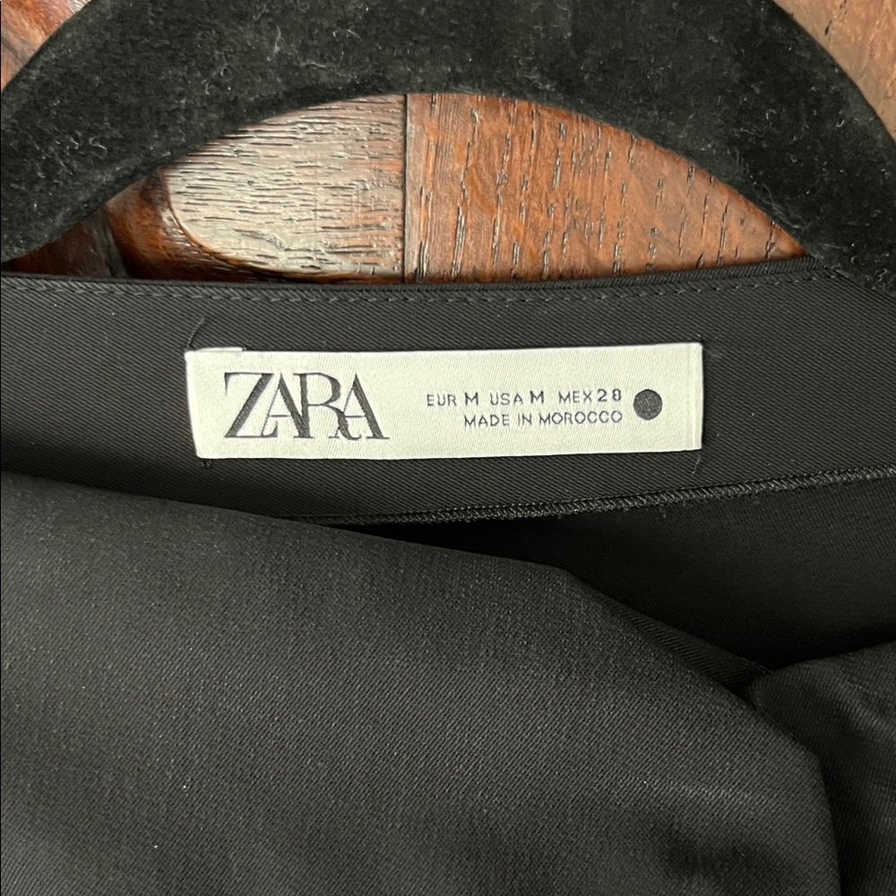 Zara Black Asymmetrical Pleated Dress - Picture 2 of 3